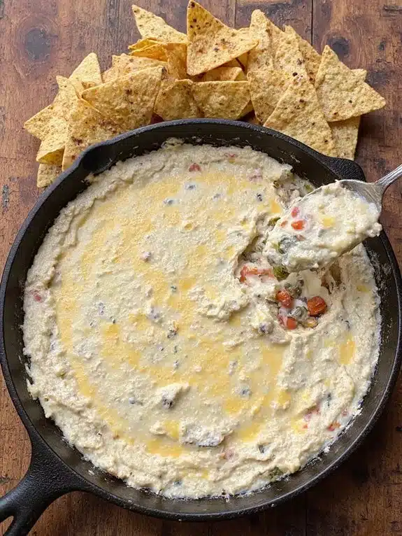 creamy smooth flavorful green chile cheese dip
